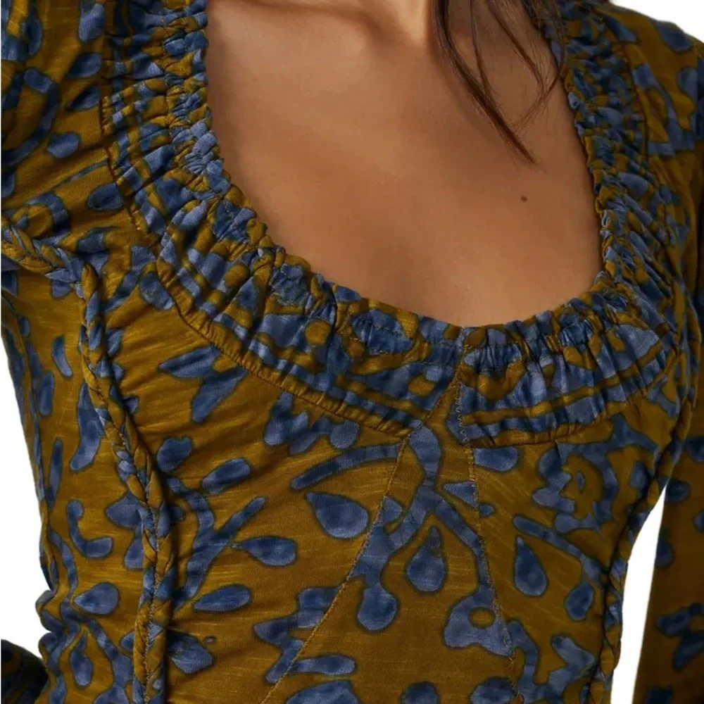 Free People On the Block Bell Sleeve top small s - Picture 3 of 6
